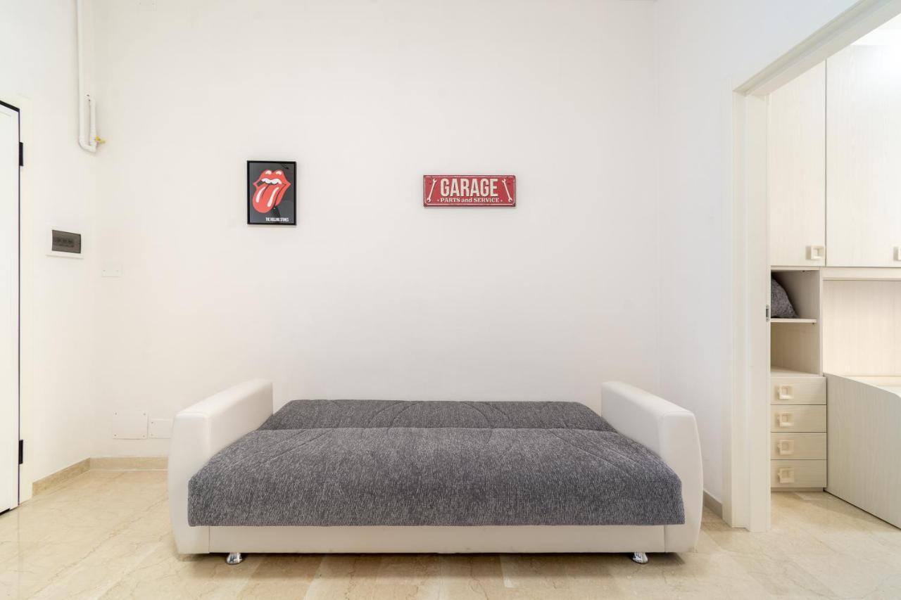 Housmart San Carlo 17 Apartment Bologna Ngoại thất bức ảnh