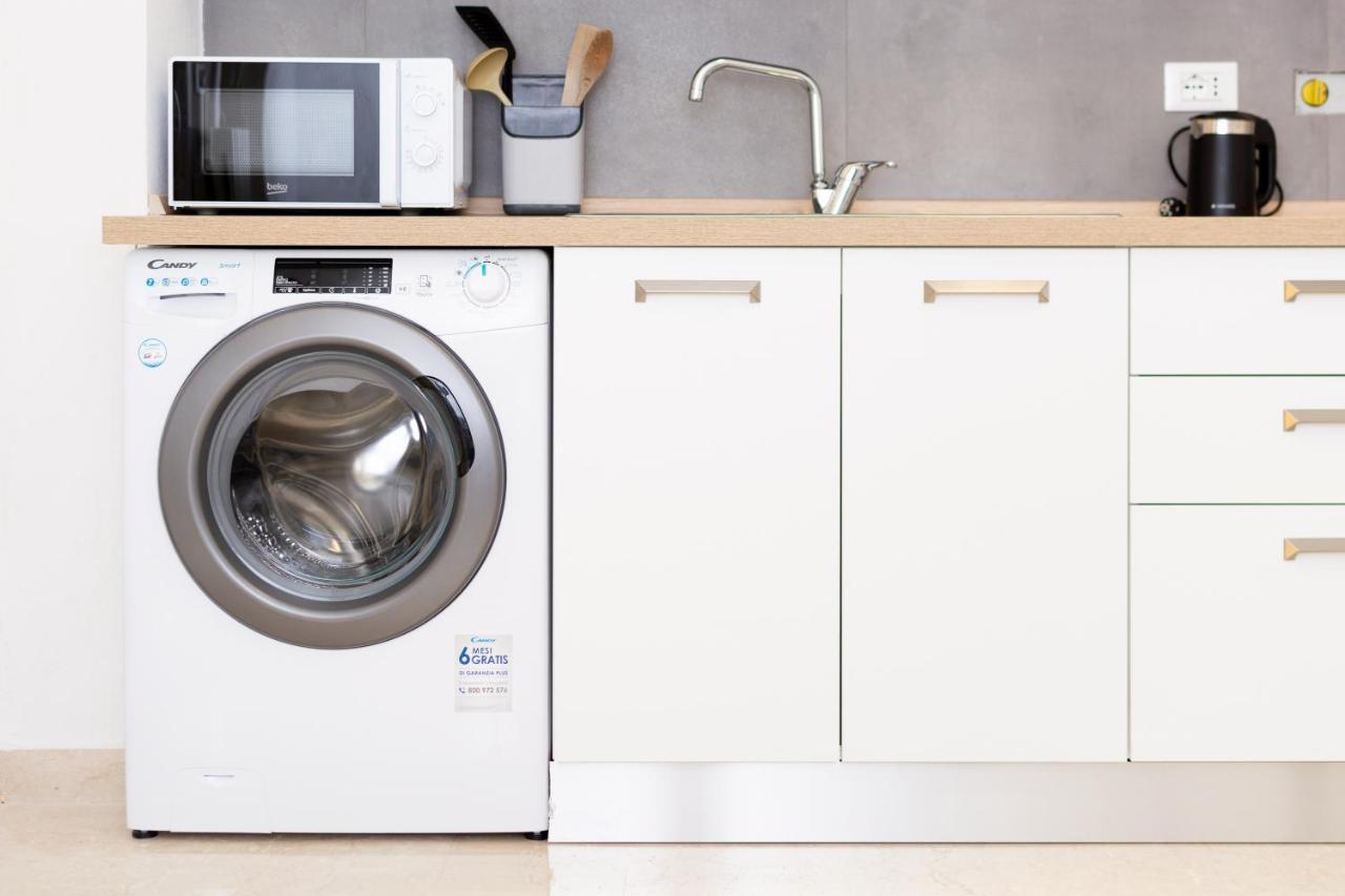 Housmart San Carlo 17 Apartment Bologna Ngoại thất bức ảnh