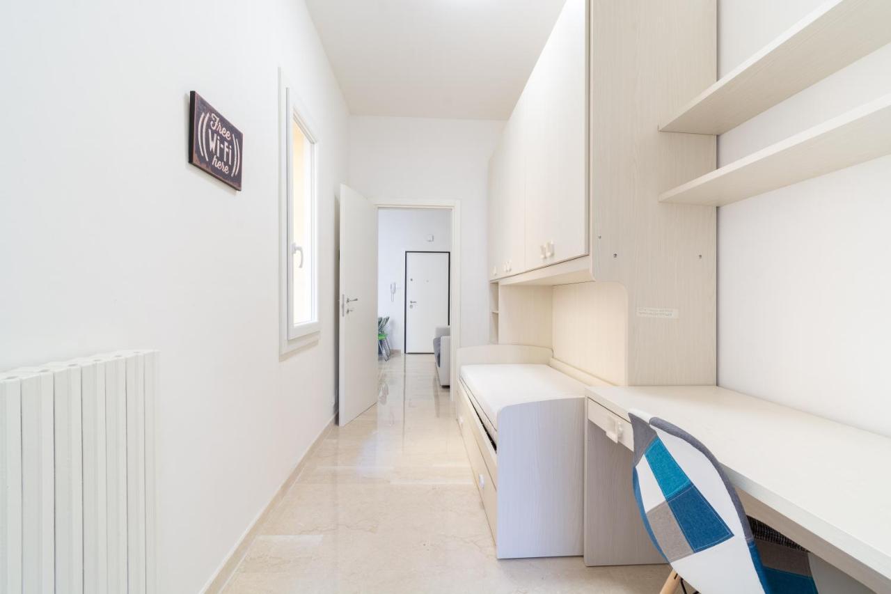 Housmart San Carlo 17 Apartment Bologna Ngoại thất bức ảnh