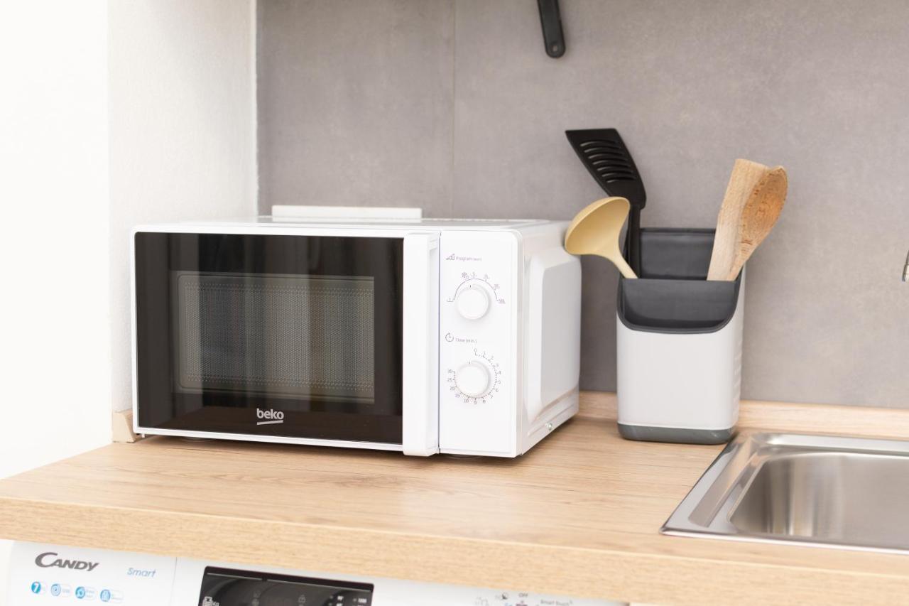 Housmart San Carlo 17 Apartment Bologna Ngoại thất bức ảnh
